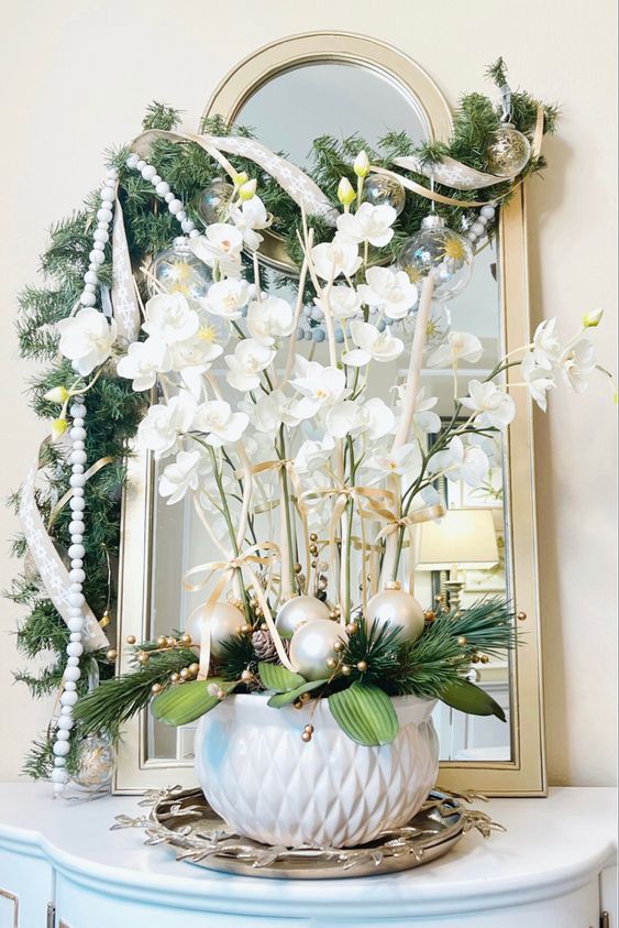 0 Orchid Centerpiece Ideas for a Stunning Christmas Display
