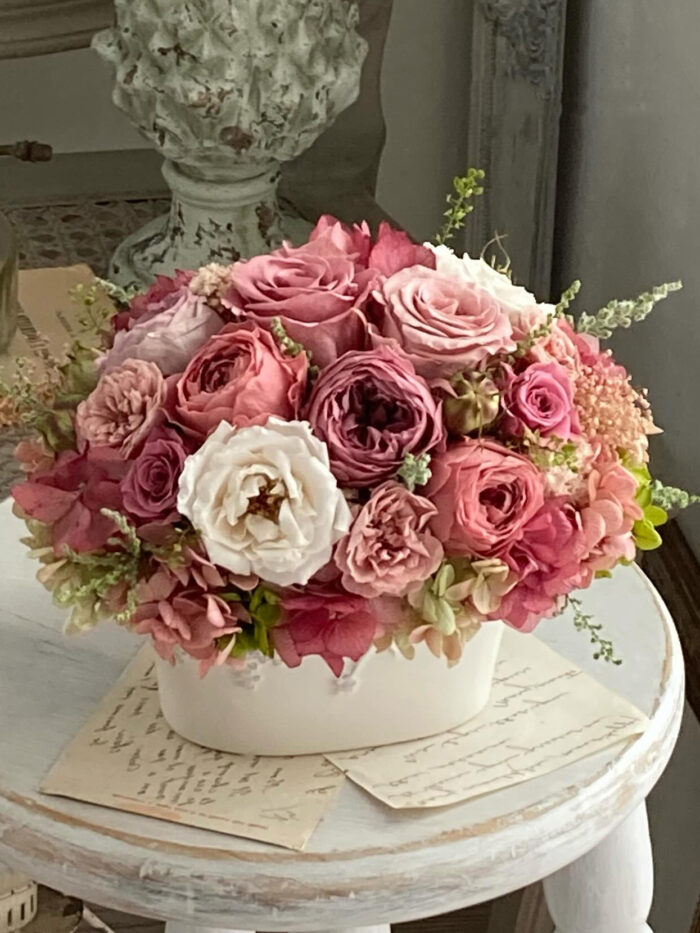 My Love Letter: pastel Roses Arrangement