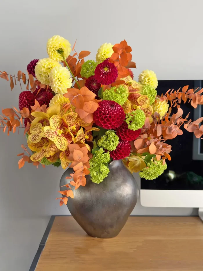 Stunning Fall Season flower arrangement