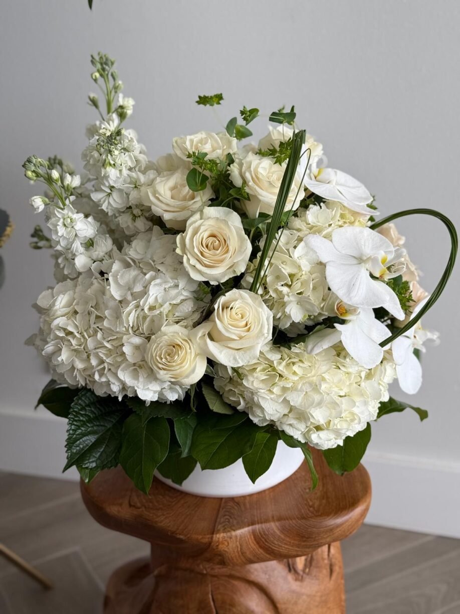 boca raton flowers whoite