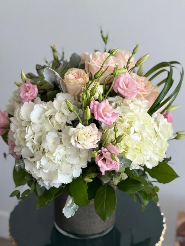 Selena: blend of roses, hydrangeas, and succulent