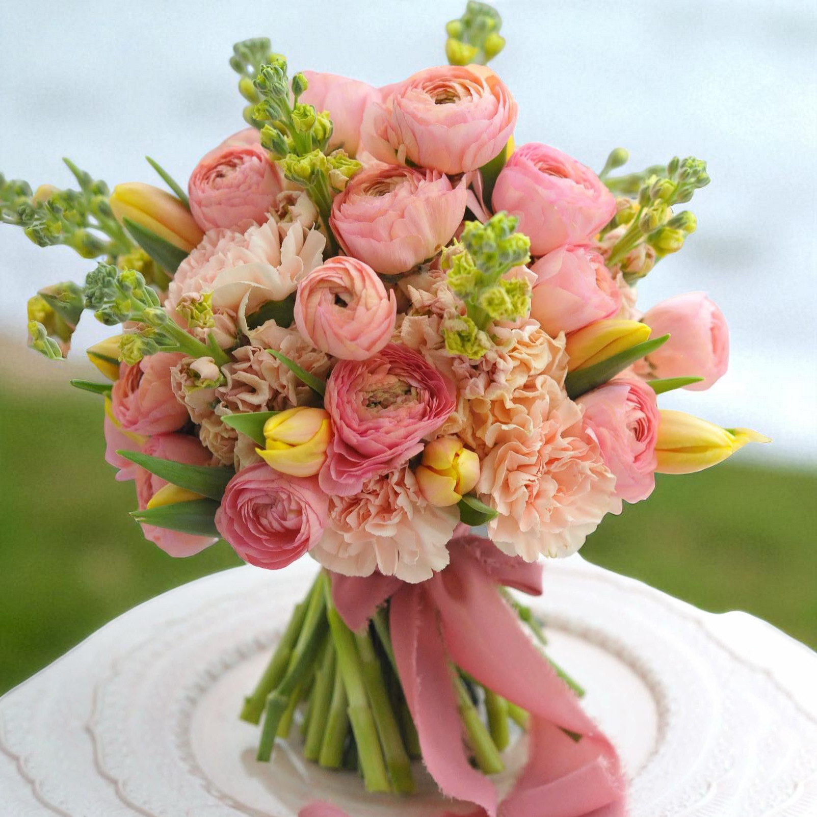 Guinevere_ flower bouquet-boca raton